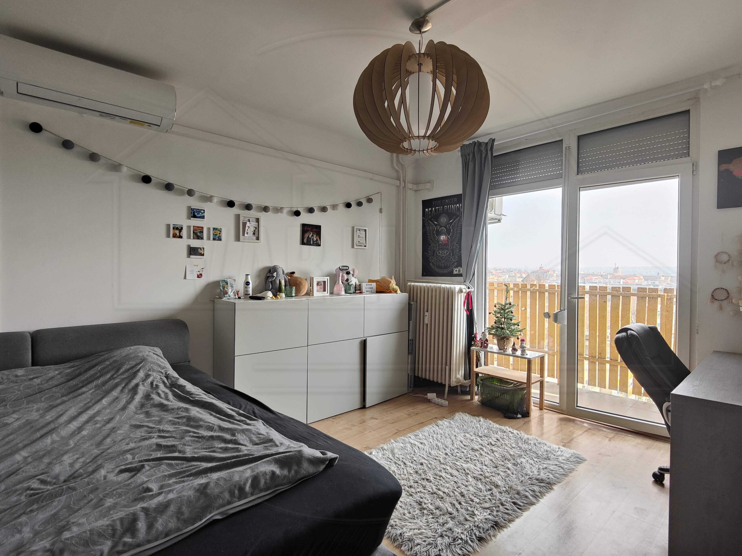 04 elado lakas pecs belvaros szabadsag utca